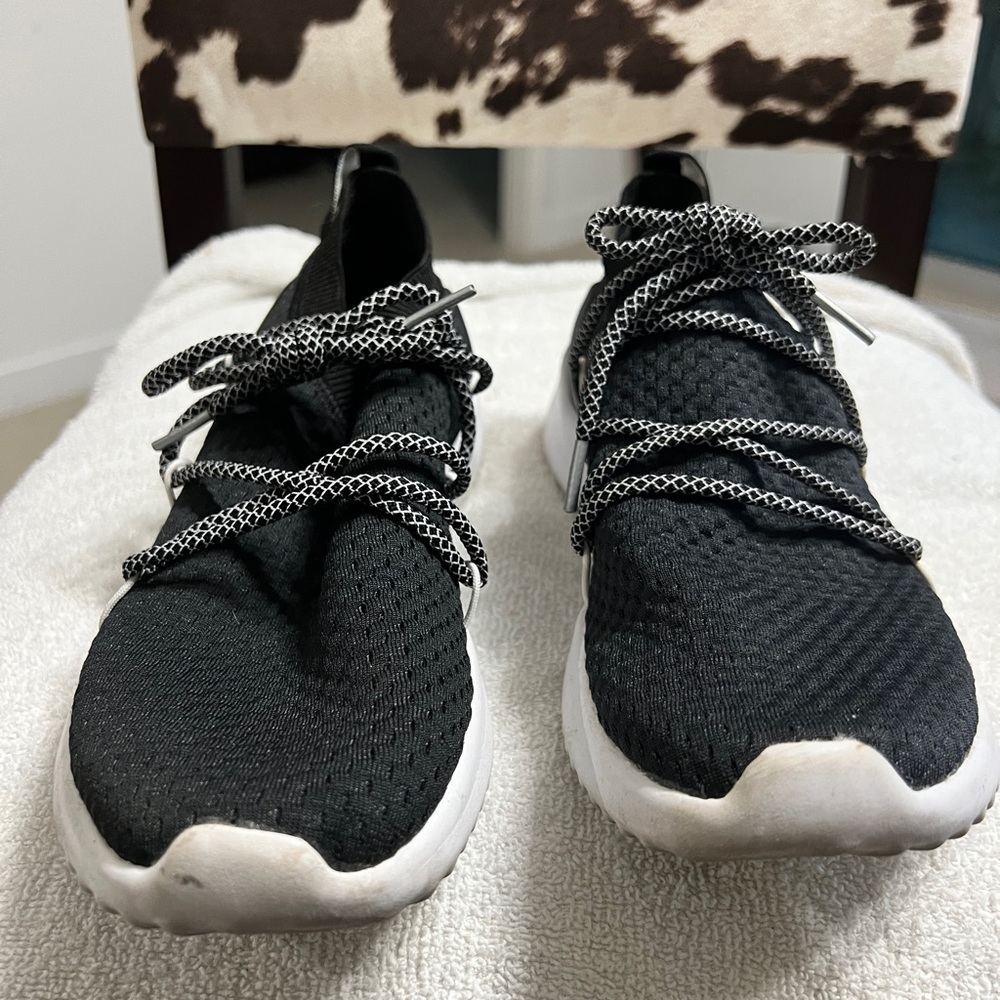adidas ULTIMAMOTION Mesh Shoes | Carbon | Women's size 8